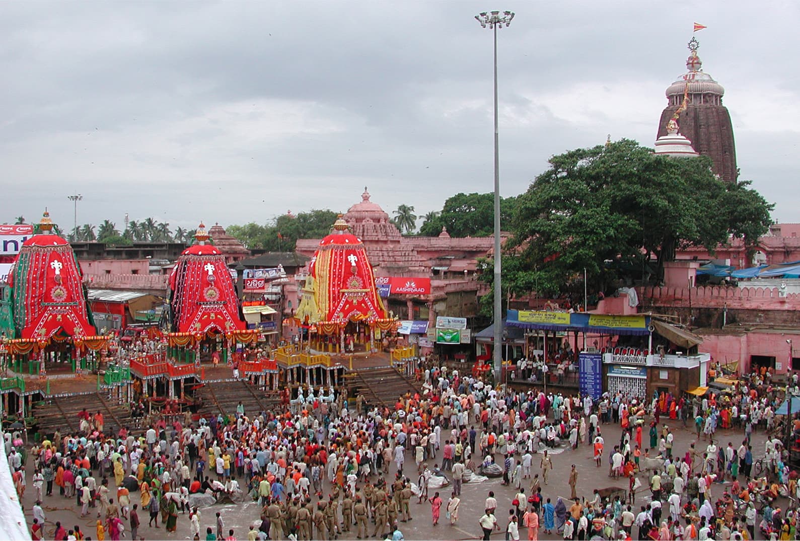 Faith in Numbers — Devotees at Jagannath Puri